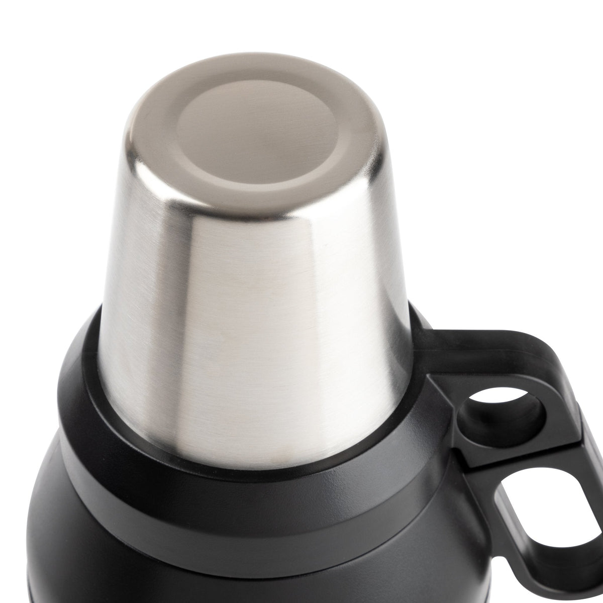 64-oz-stack-growler-b4 32701-WEB_04_0076d48d-5559-4d08-910c-361263018e65.jpg