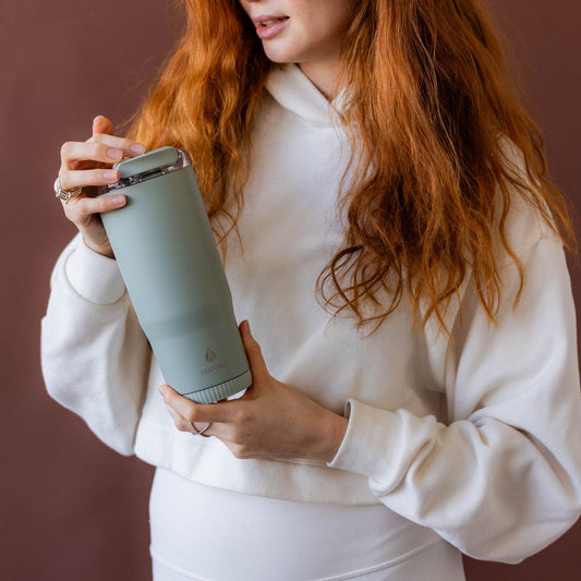 30-oz-groove-tumbler-e8 4Manna_Website_Lifestyles-17.jpg